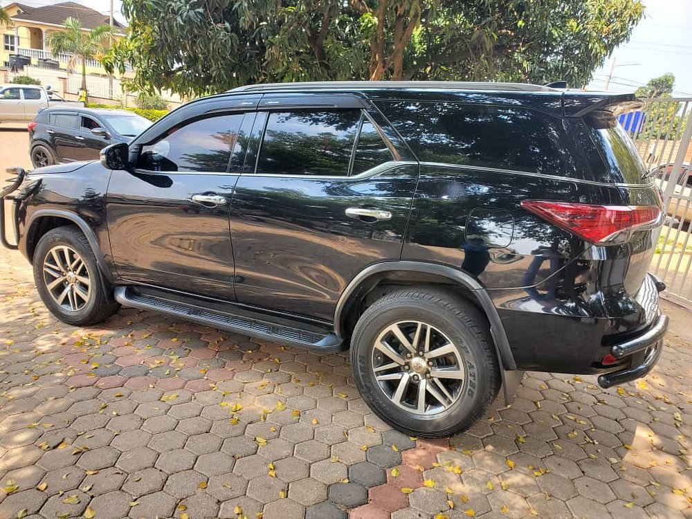 Safari Vehicle Rental Rwanda